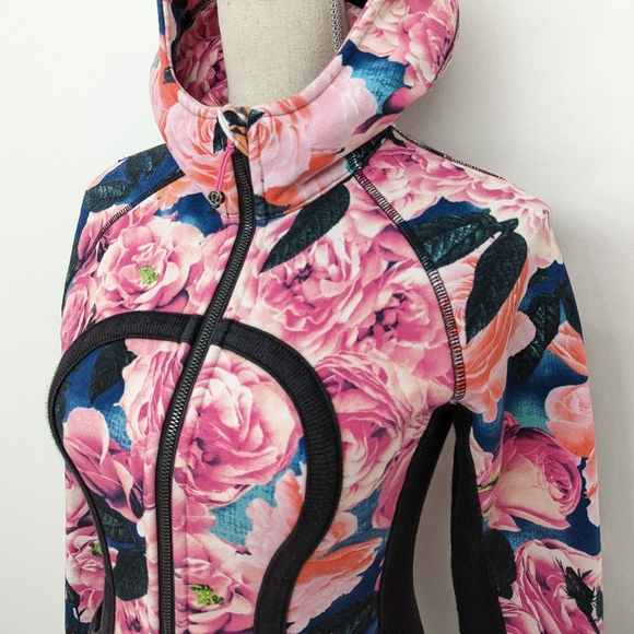 Rare Lululemon Secret Garden Vintage Pink Hoodie - Picture 4 of 13